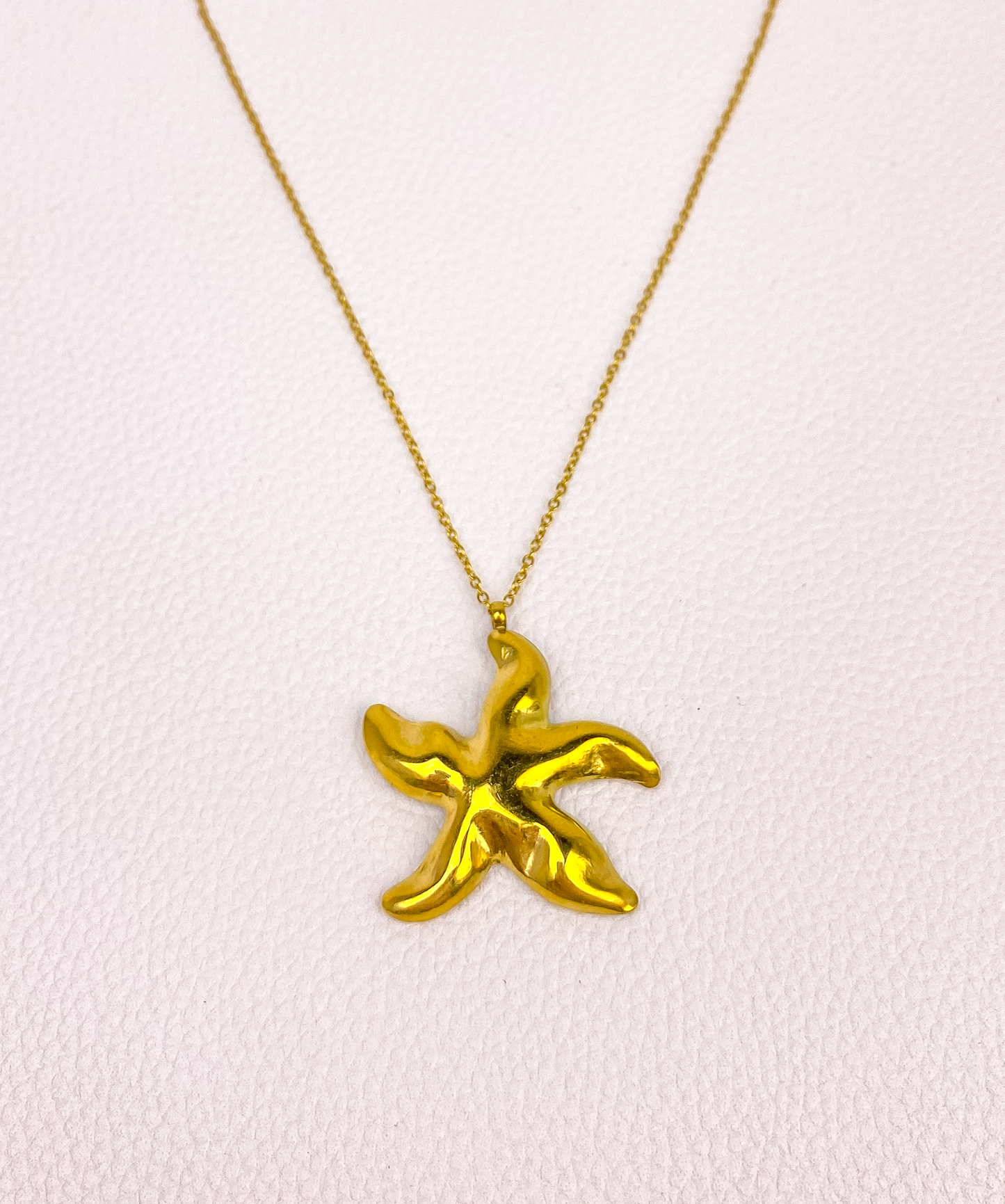 gold star necklace