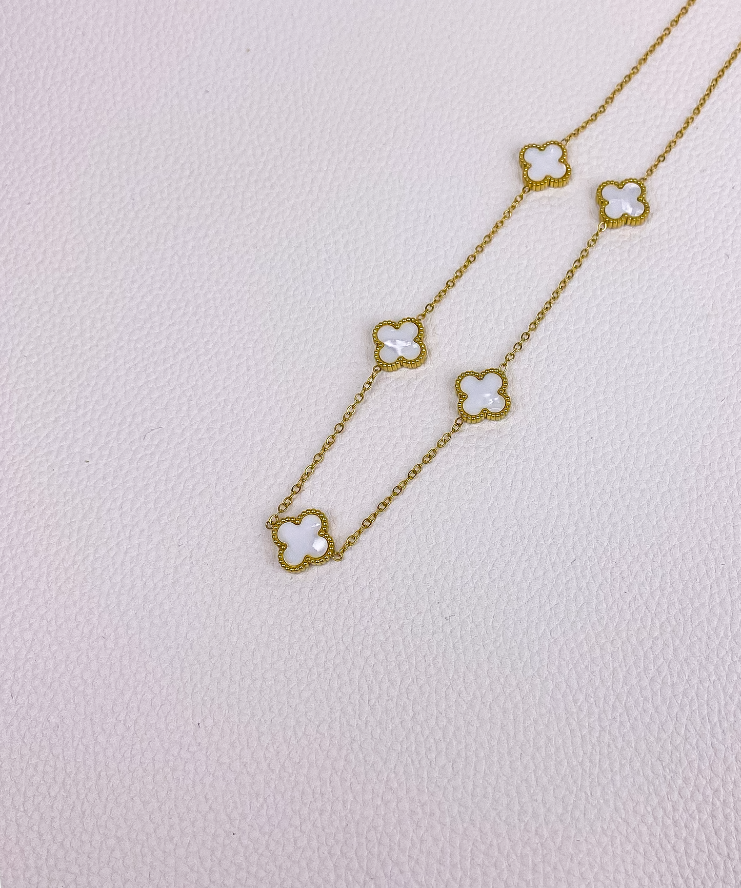 White van cleef gold necklace