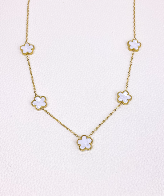 White van cleef gold necklace